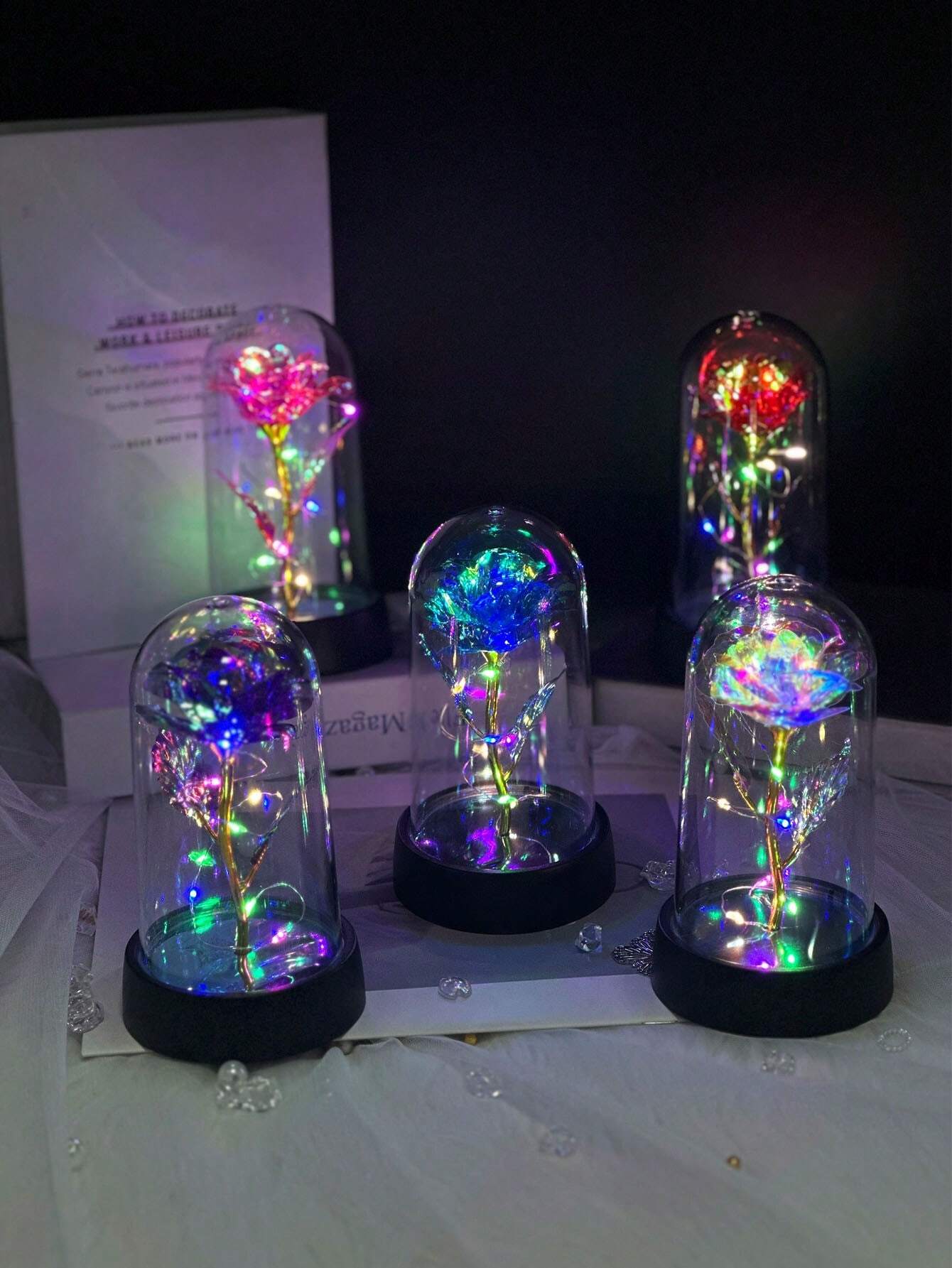 Prezent na Boże Narodzenie w Walentynki w pudełku ze sztuczną różą i plastikową osłoną, podświetlana ozdoba dekoracyjna, wieczny kwiatowy prezent na Dzień Matki, urodziny, rocznicę, pamiątkę, Walentynki, prezent